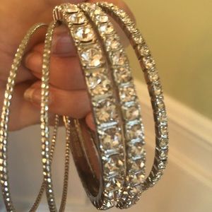 Gorgeous silver plate bangle bracelets (lot of 5)